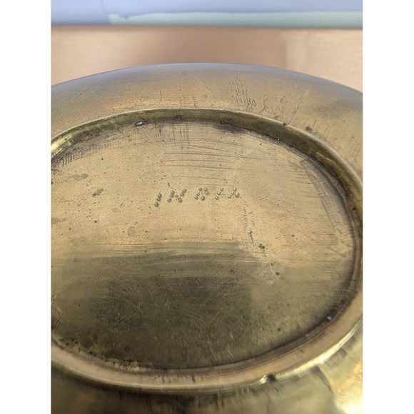 Vintage Brass Scalloped Edge Decorative Bowl Trinket Dish Moody Dark Acadamia - Picture 7 of 9